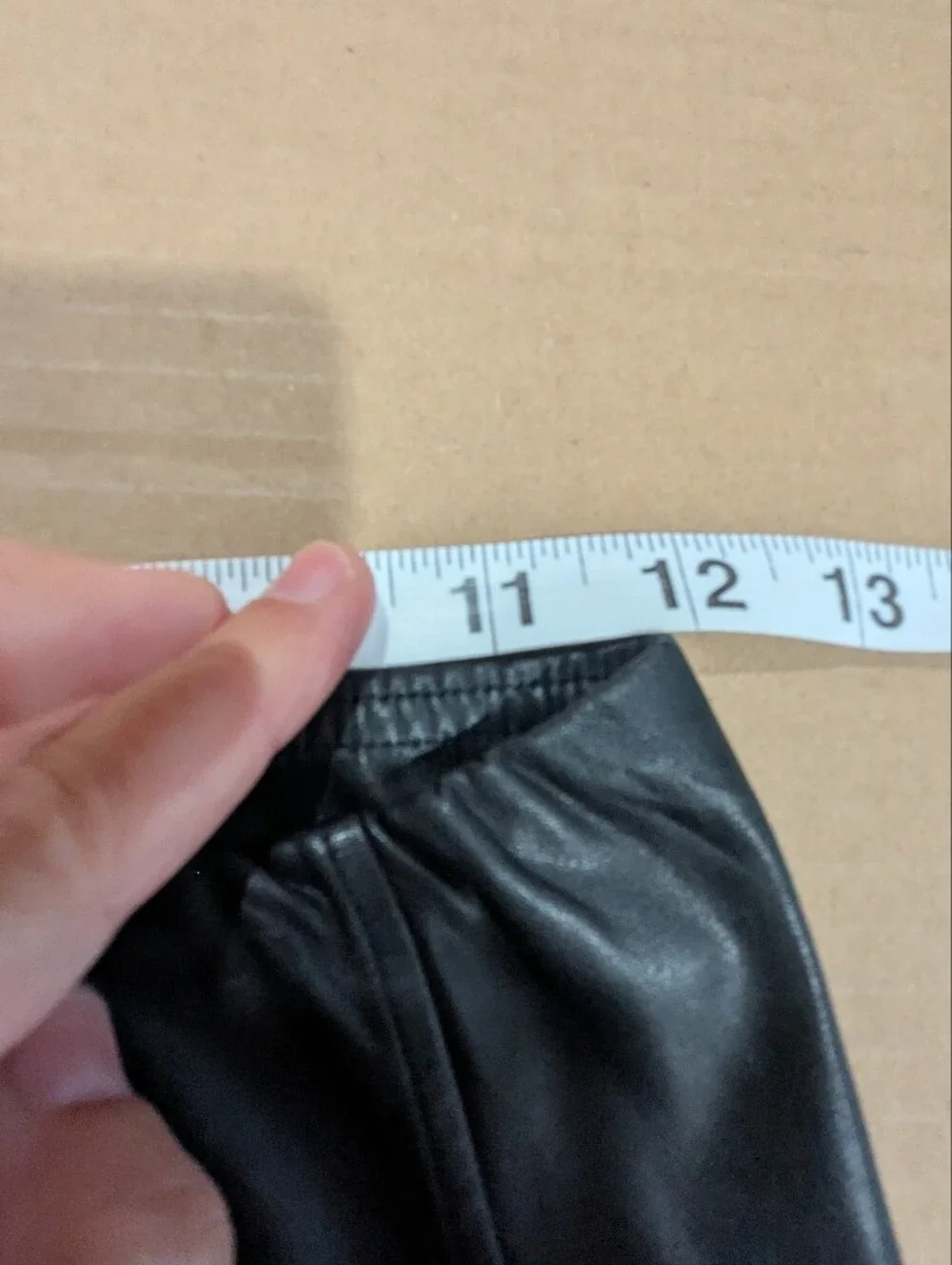 Aritzia Wilfred Free Women's Daria Black Faux Leather Leggings Sz M *NWOT